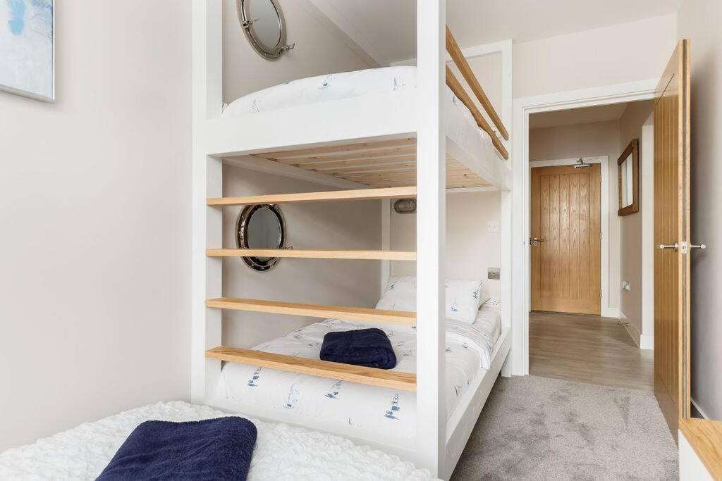 Modern 2 Bed, Cliff Top & Parking, F6 Μπόρνμουθ Εξωτερικό φωτογραφία