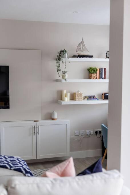 Modern 2 Bed, Cliff Top & Parking, F6 Μπόρνμουθ Εξωτερικό φωτογραφία
