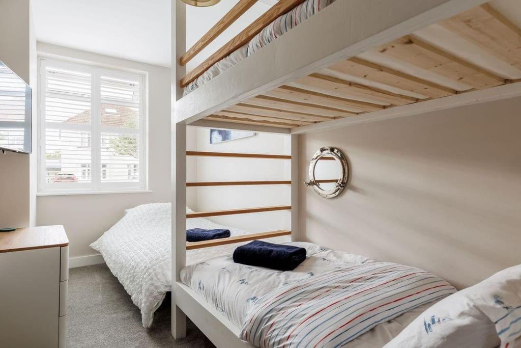 Modern 2 Bed, Cliff Top & Parking, F6 Μπόρνμουθ Εξωτερικό φωτογραφία