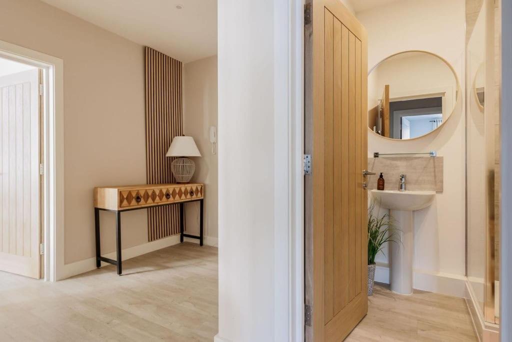 Modern 2 Bed, Cliff Top & Parking, F6 Μπόρνμουθ Εξωτερικό φωτογραφία